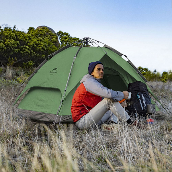 Намет чотиримісний автоматичний Naturehike, темно-зелений